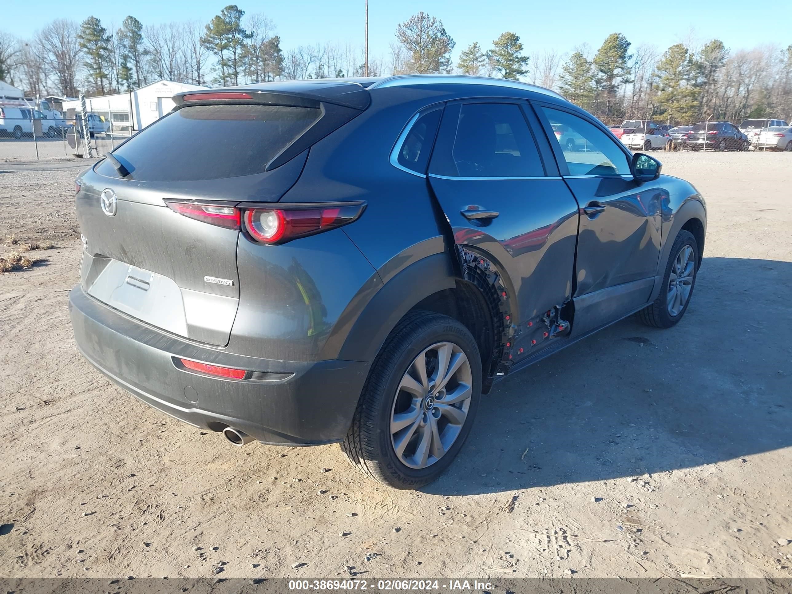 Photo 3 VIN: 3MVDMBBM1PM528623 - MAZDA CX-30 