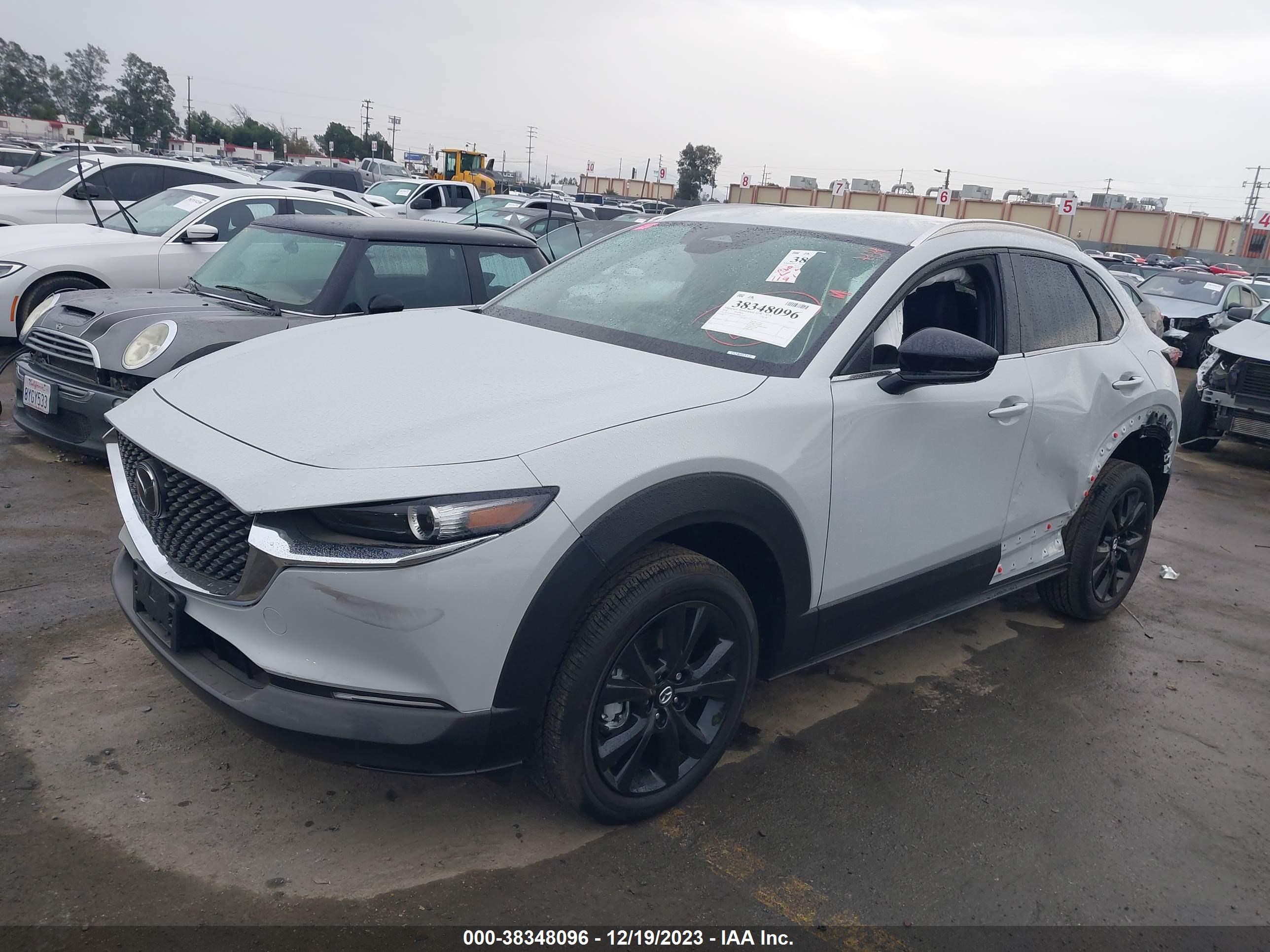 Photo 1 VIN: 3MVDMBBM1RM601329 - MAZDA CX-30 