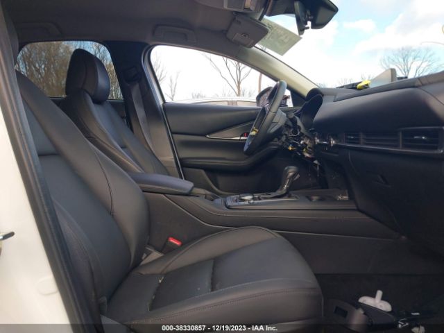 Photo 4 VIN: 3MVDMBBM4PM557873 - MAZDA CX-30 