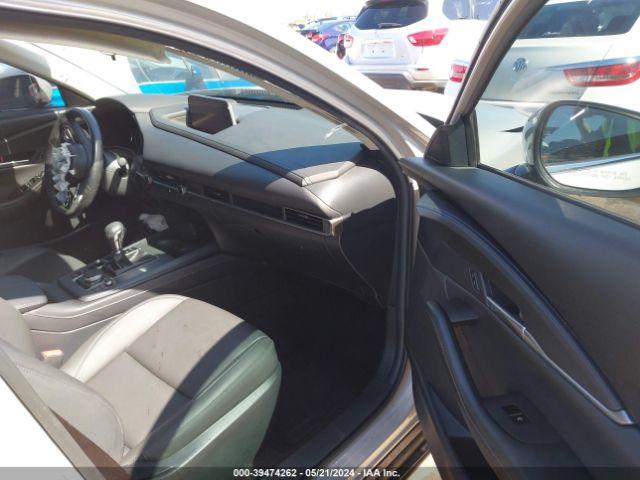 Photo 4 VIN: 3MVDMBBM5PM503739 - MAZDA CX-30 