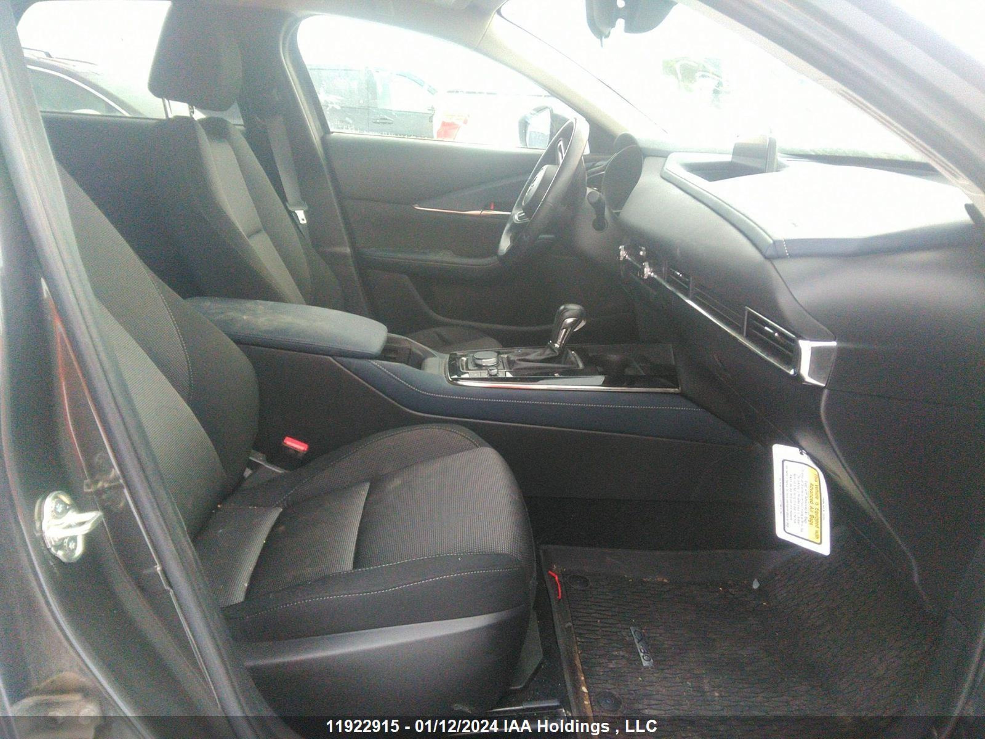 Photo 4 VIN: 3MVDMBCL9LM112920 - MAZDA CX-30 