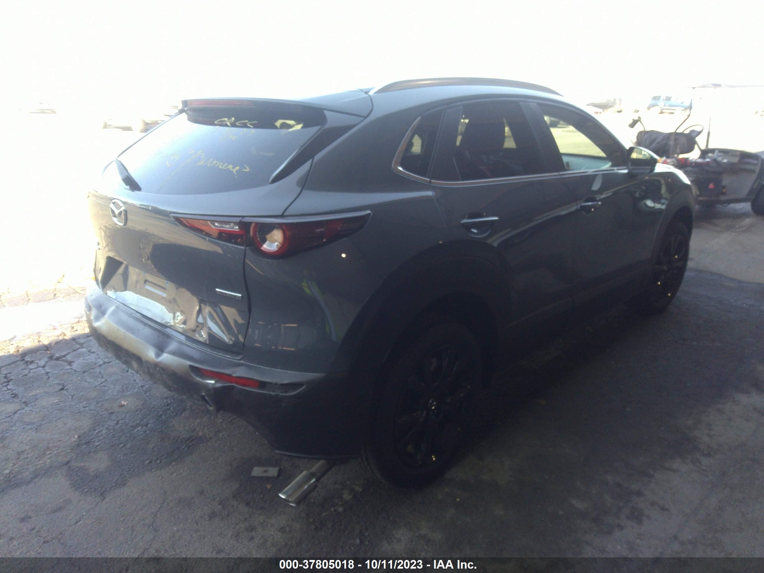 Photo 3 VIN: 3MVDMBCM5PM520913 - MAZDA CX-30 