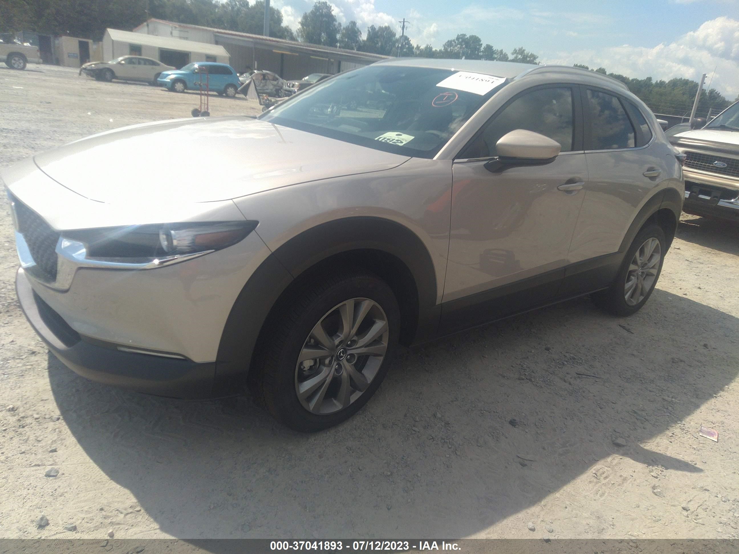 Photo 1 VIN: 3MVDMBCMXPM553440 - MAZDA CX-30 