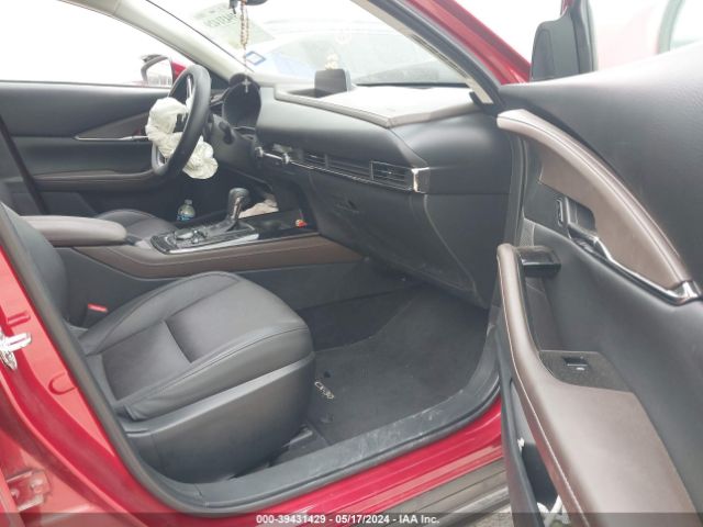 Photo 4 VIN: 3MVDMBDL3NM449729 - MAZDA CX-30 