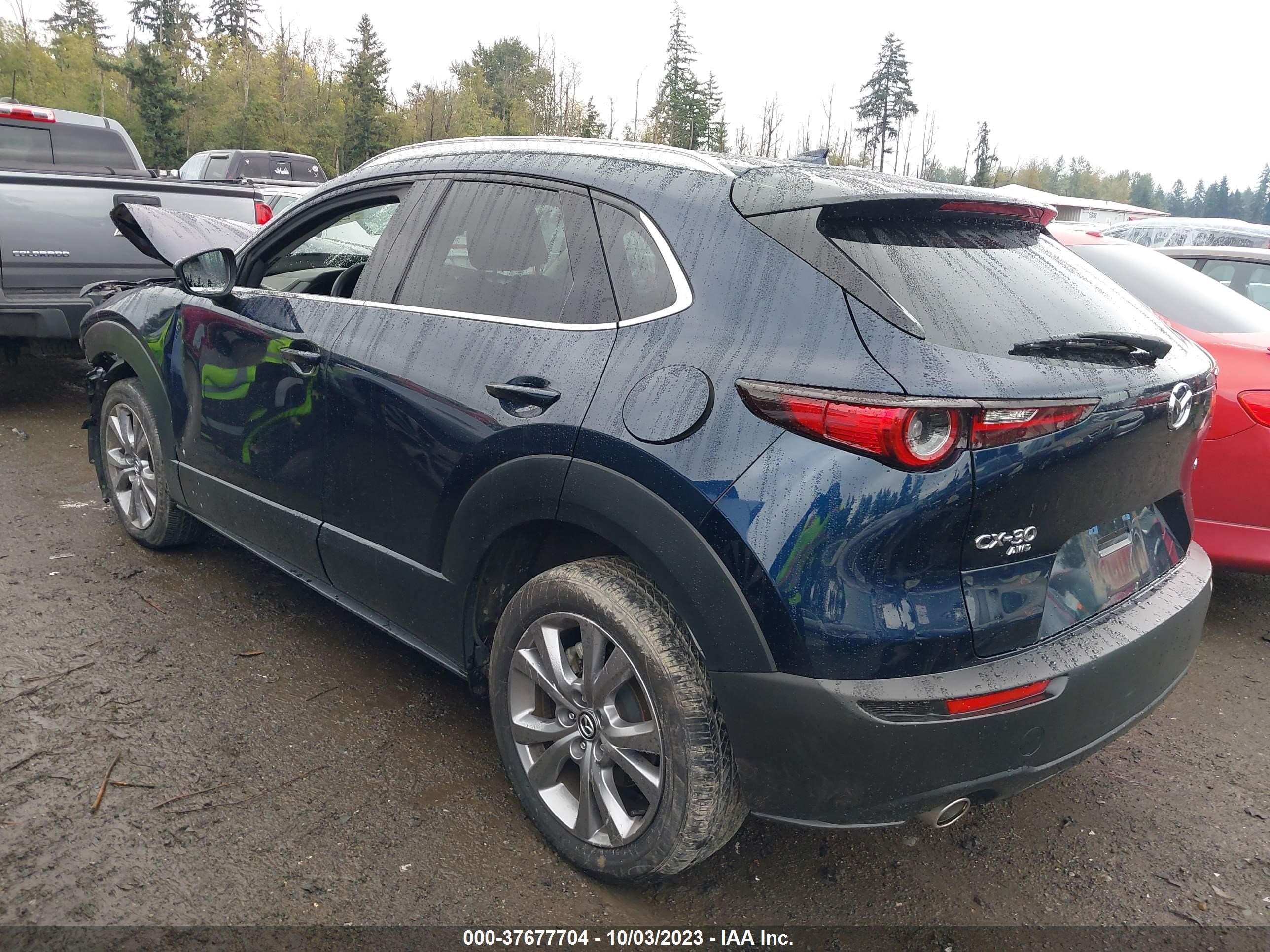 Photo 2 VIN: 3MVDMBDL4MM272137 - MAZDA CX-30 