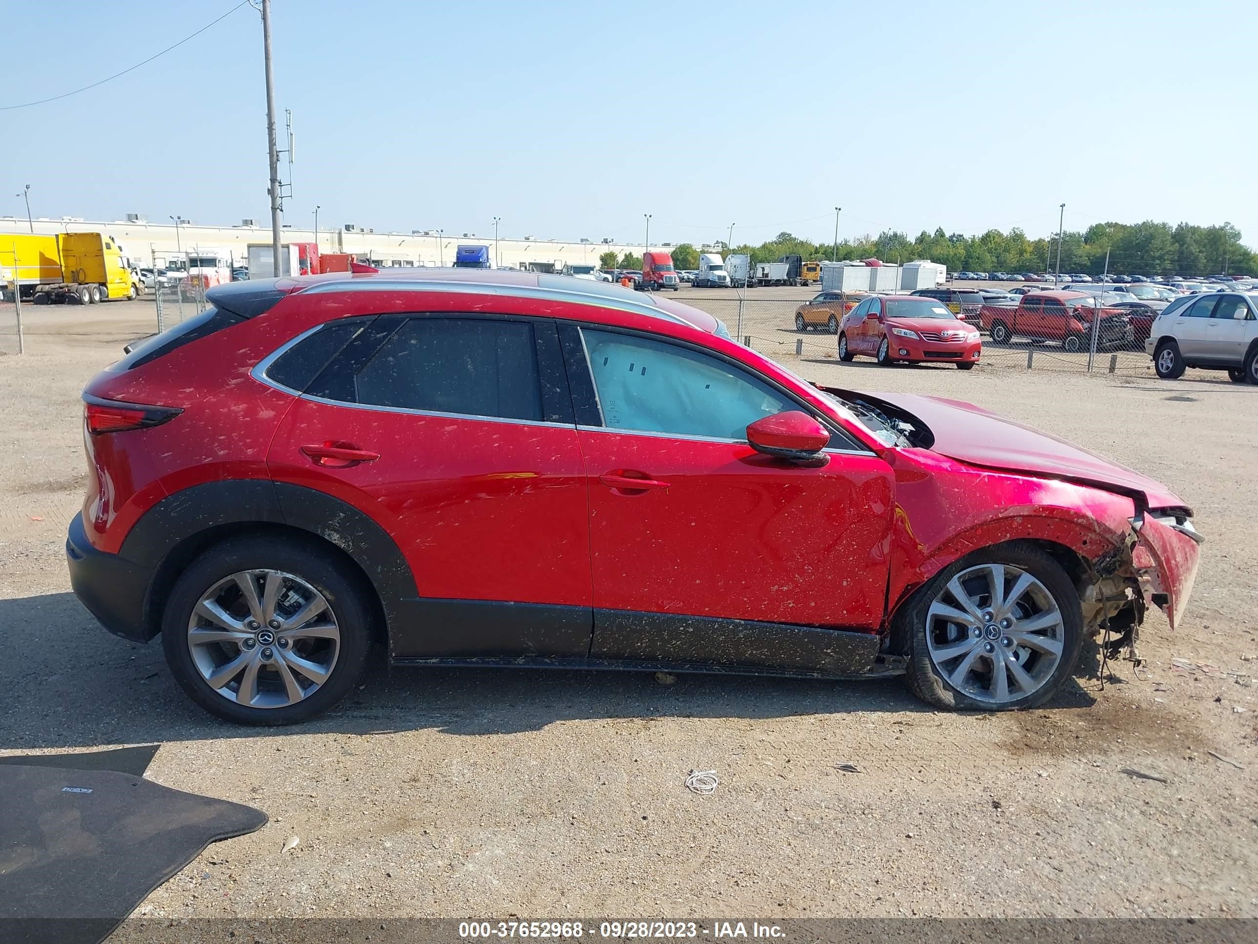 Photo 12 VIN: 3MVDMBDL5NM407644 - MAZDA CX-30 