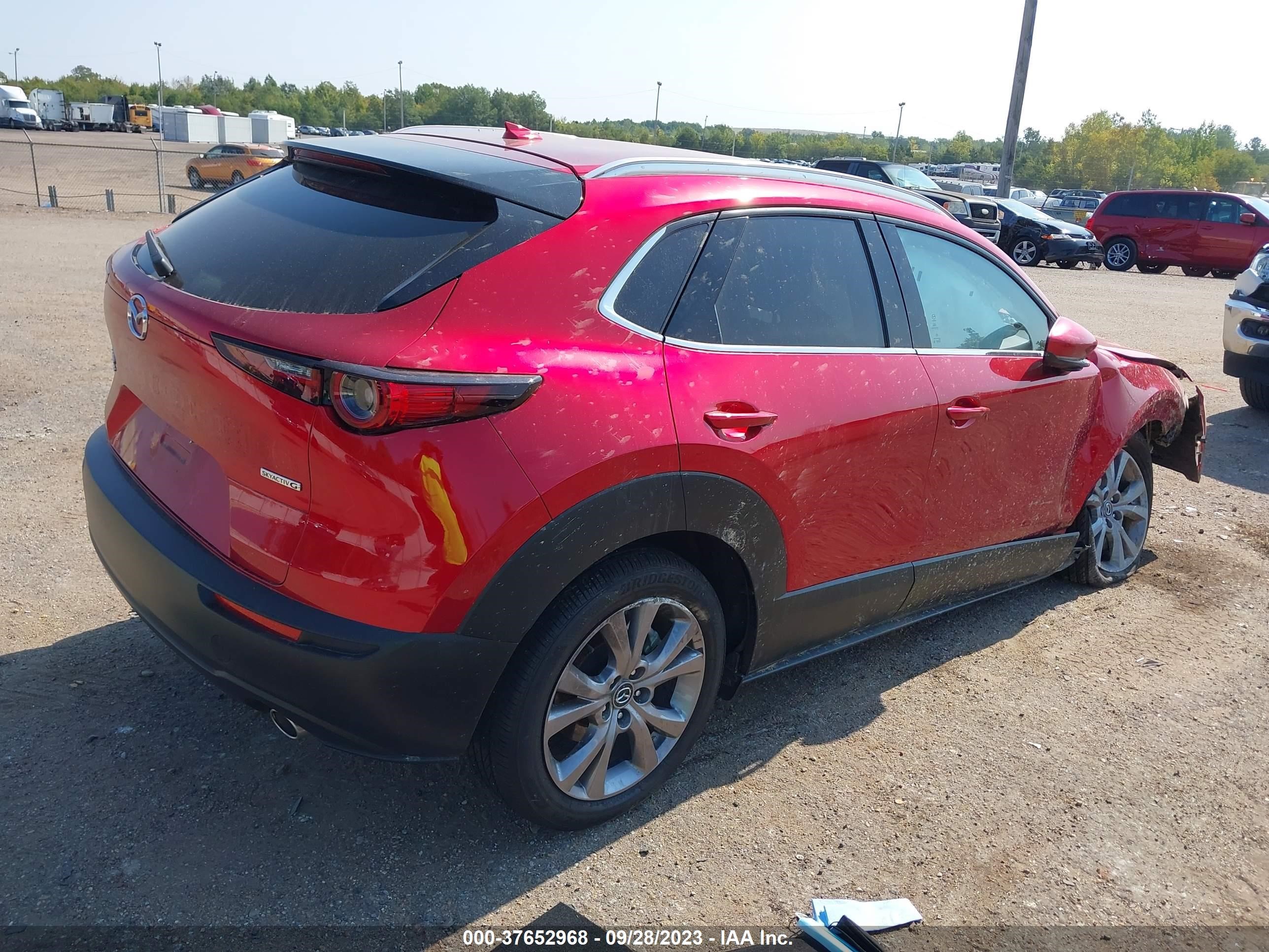 Photo 3 VIN: 3MVDMBDL5NM407644 - MAZDA CX-30 