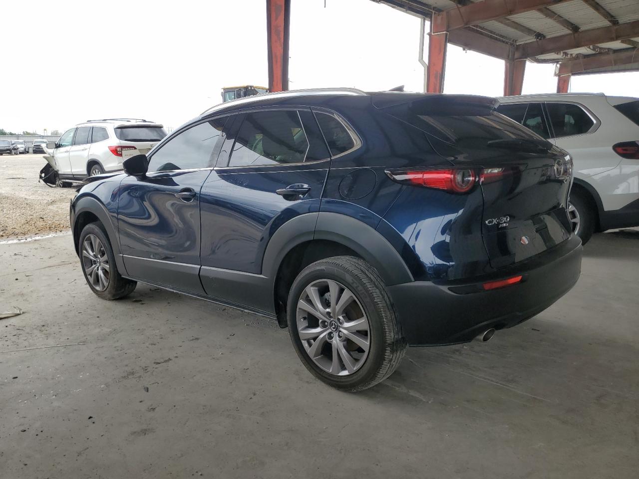 Photo 2 VIN: 3MVDMBDL5NM410396 - MAZDA CX-30 PREM 