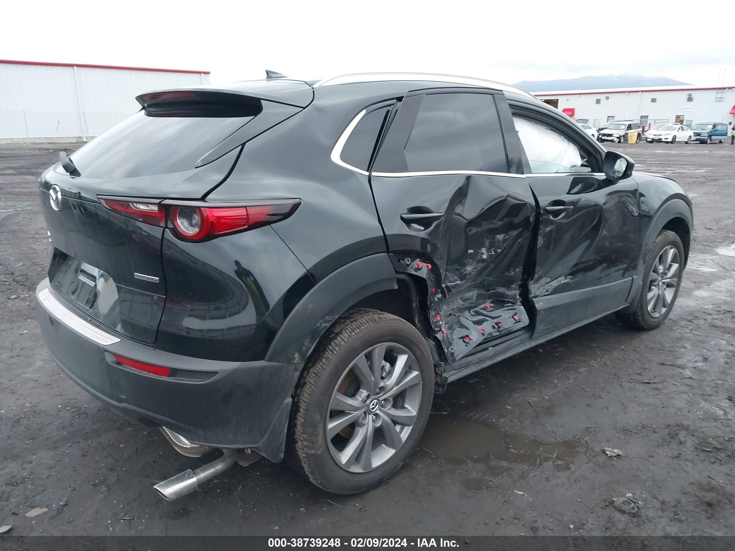 Photo 3 VIN: 3MVDMBDM0RM618281 - MAZDA CX-30 