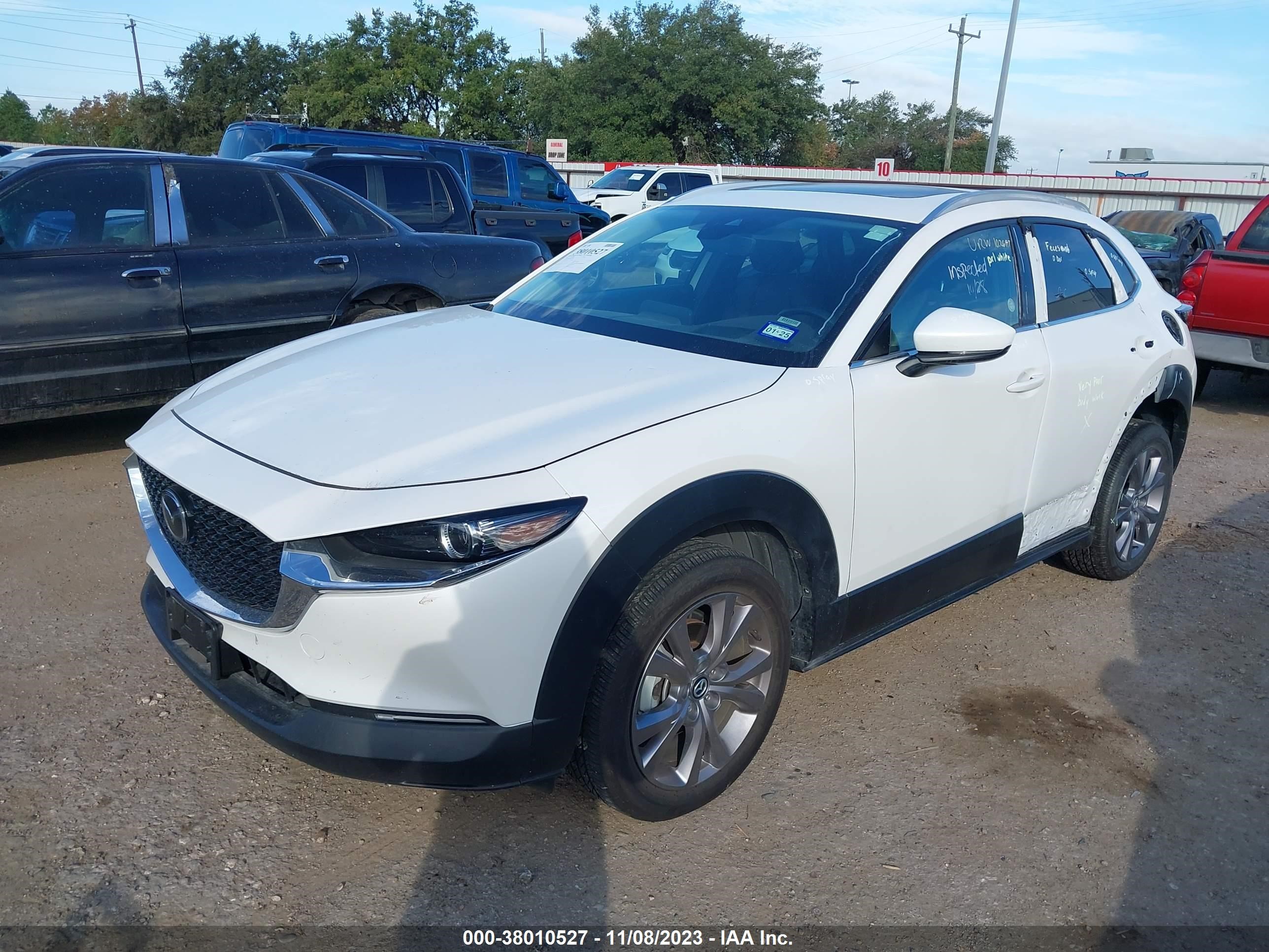 Photo 1 VIN: 3MVDMBDM4PM526796 - MAZDA CX-30 