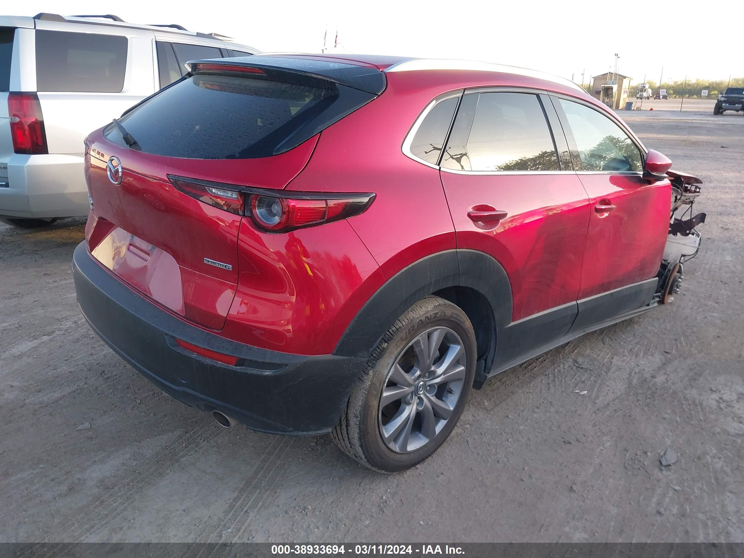 Photo 3 VIN: 3MVDMBDM6PM527075 - MAZDA CX-30 