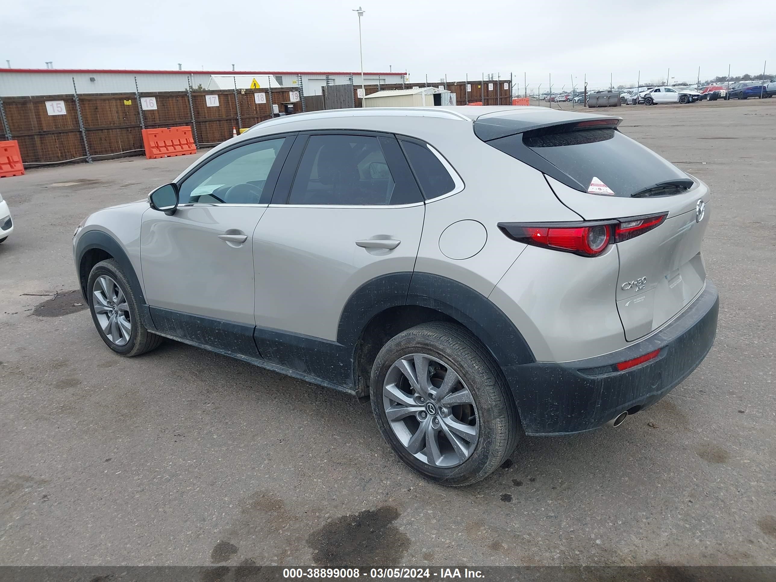 Photo 2 VIN: 3MVDMBDM8PM521309 - MAZDA CX-30 