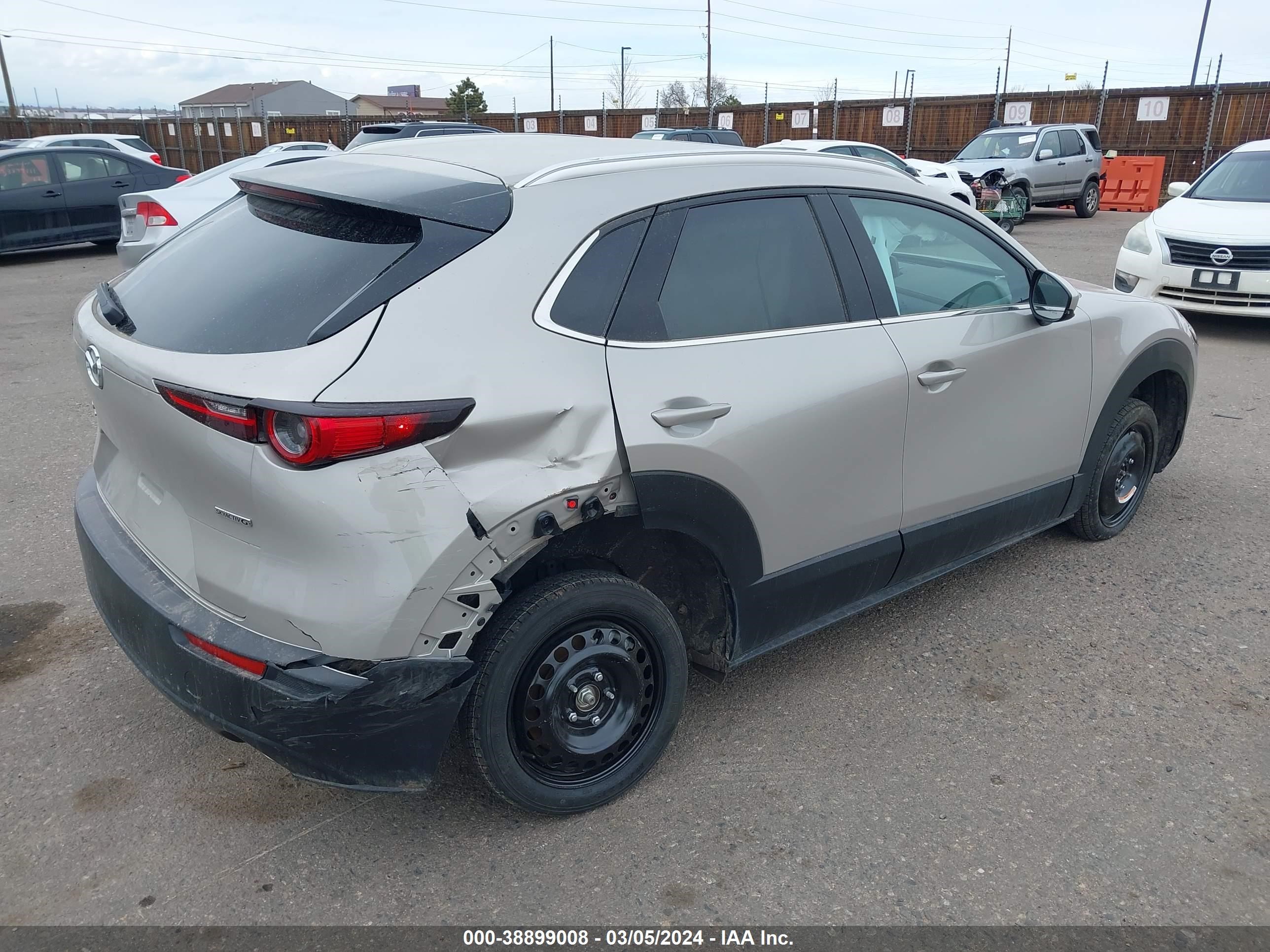 Photo 3 VIN: 3MVDMBDM8PM521309 - MAZDA CX-30 