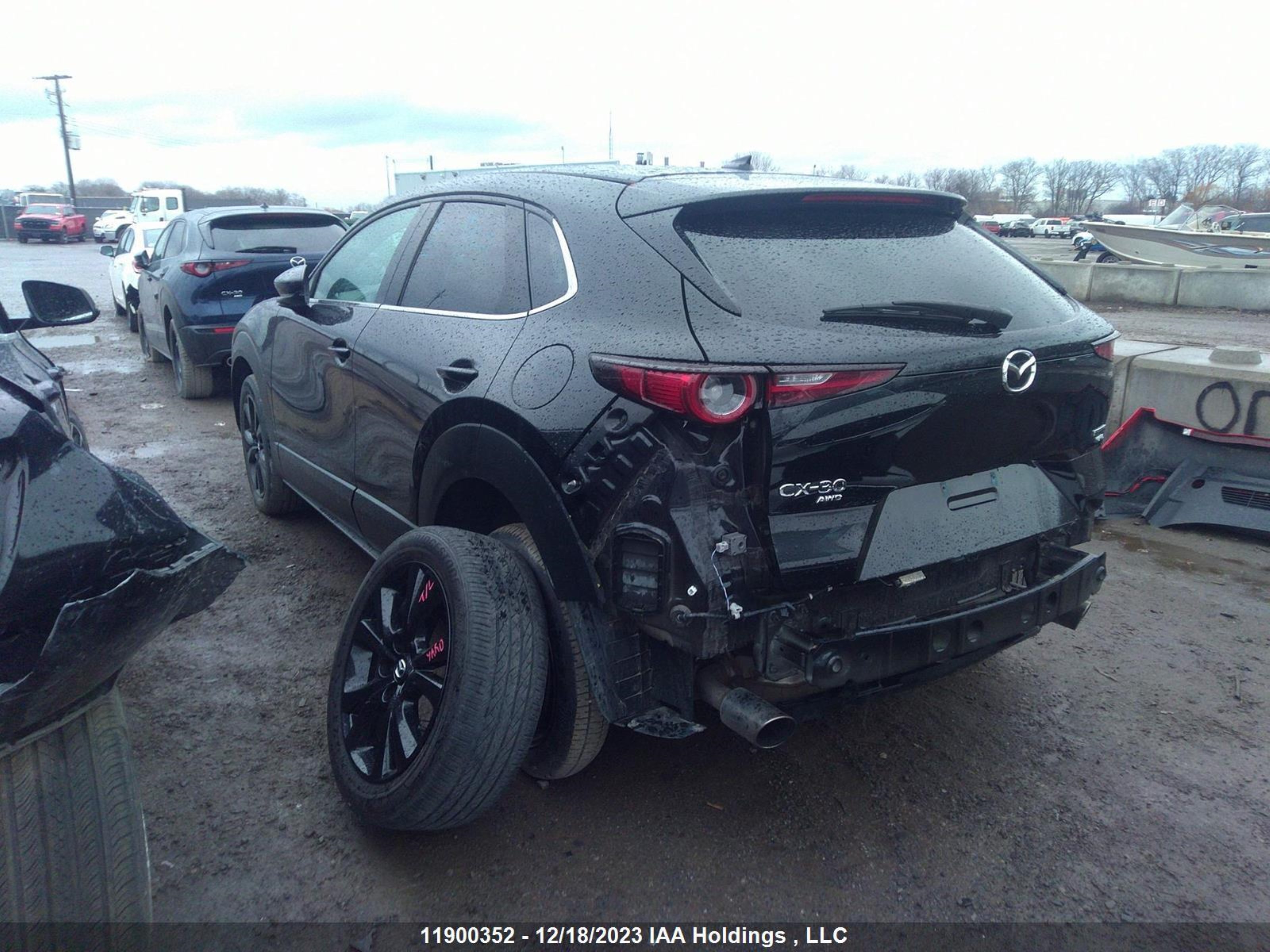 Photo 2 VIN: 3MVDMBDY3MM261237 - MAZDA CX-30 