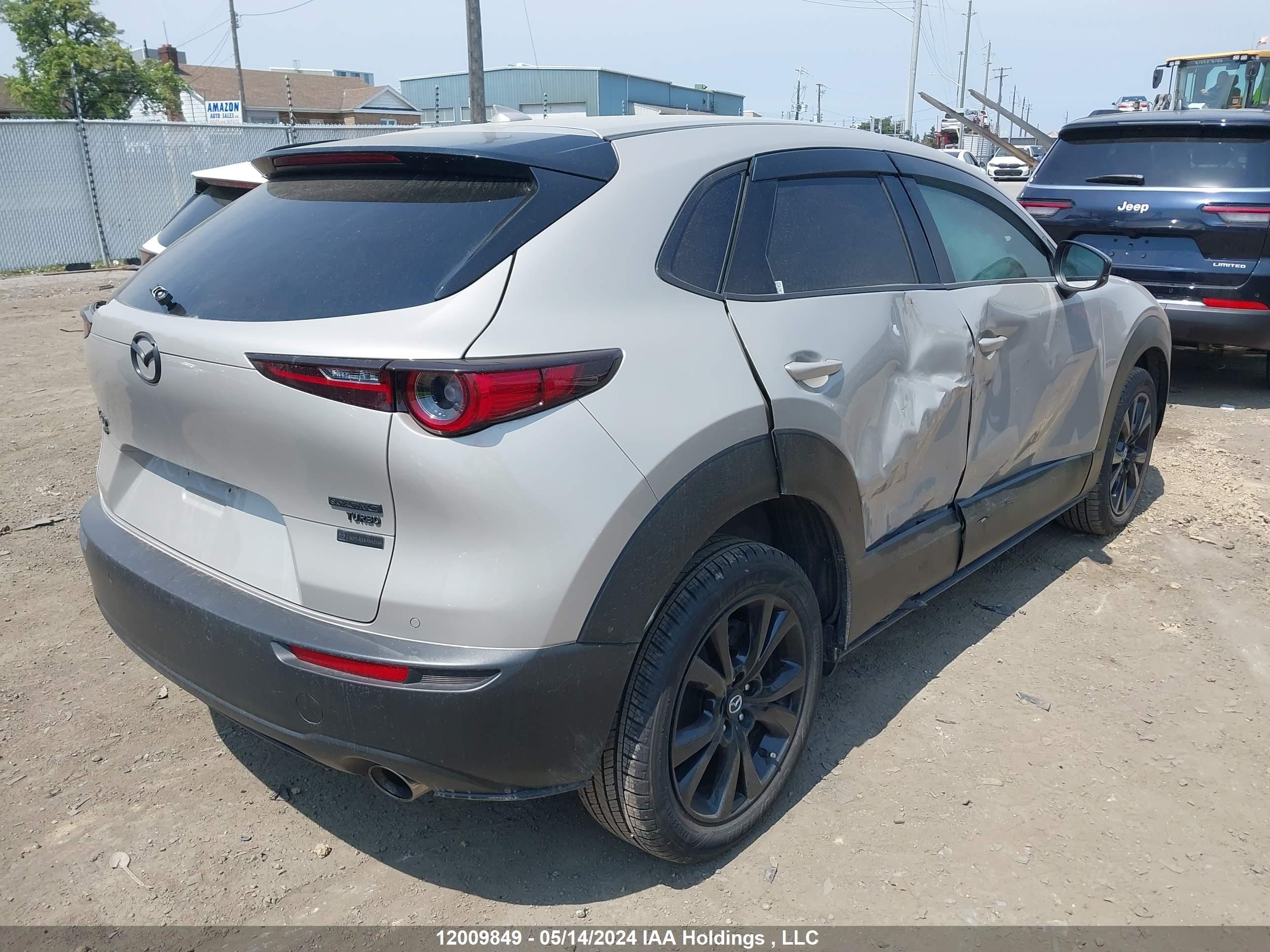 Photo 3 VIN: 3MVDMBDY9NM421820 - MAZDA CX-30 