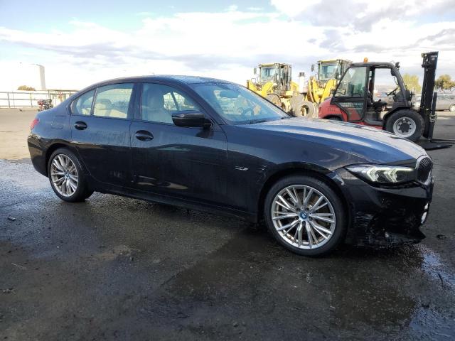 Photo 3 VIN: 3MW39FF02P8C89974 - BMW 3 SERIES 