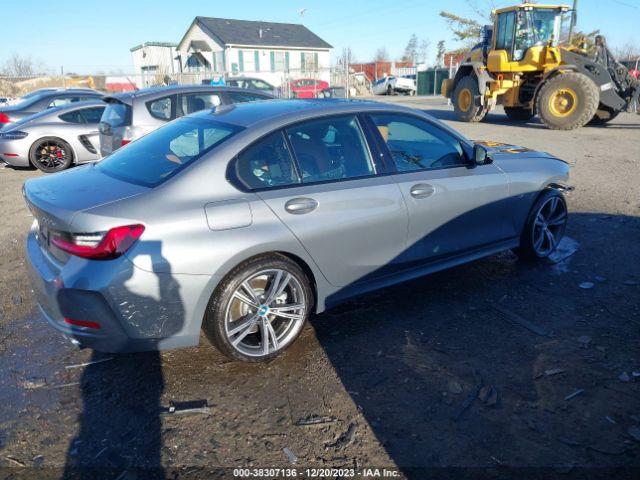 Photo 3 VIN: 3MW39FF05P8D66689 - BMW 3 SERIES 