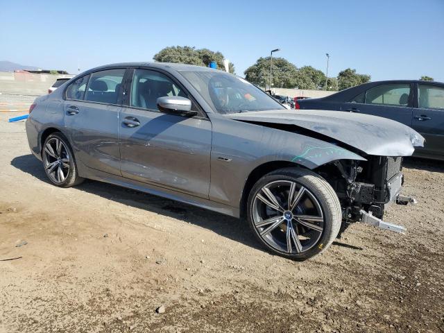 Photo 3 VIN: 3MW39FF06P8D24578 - BMW 330E 