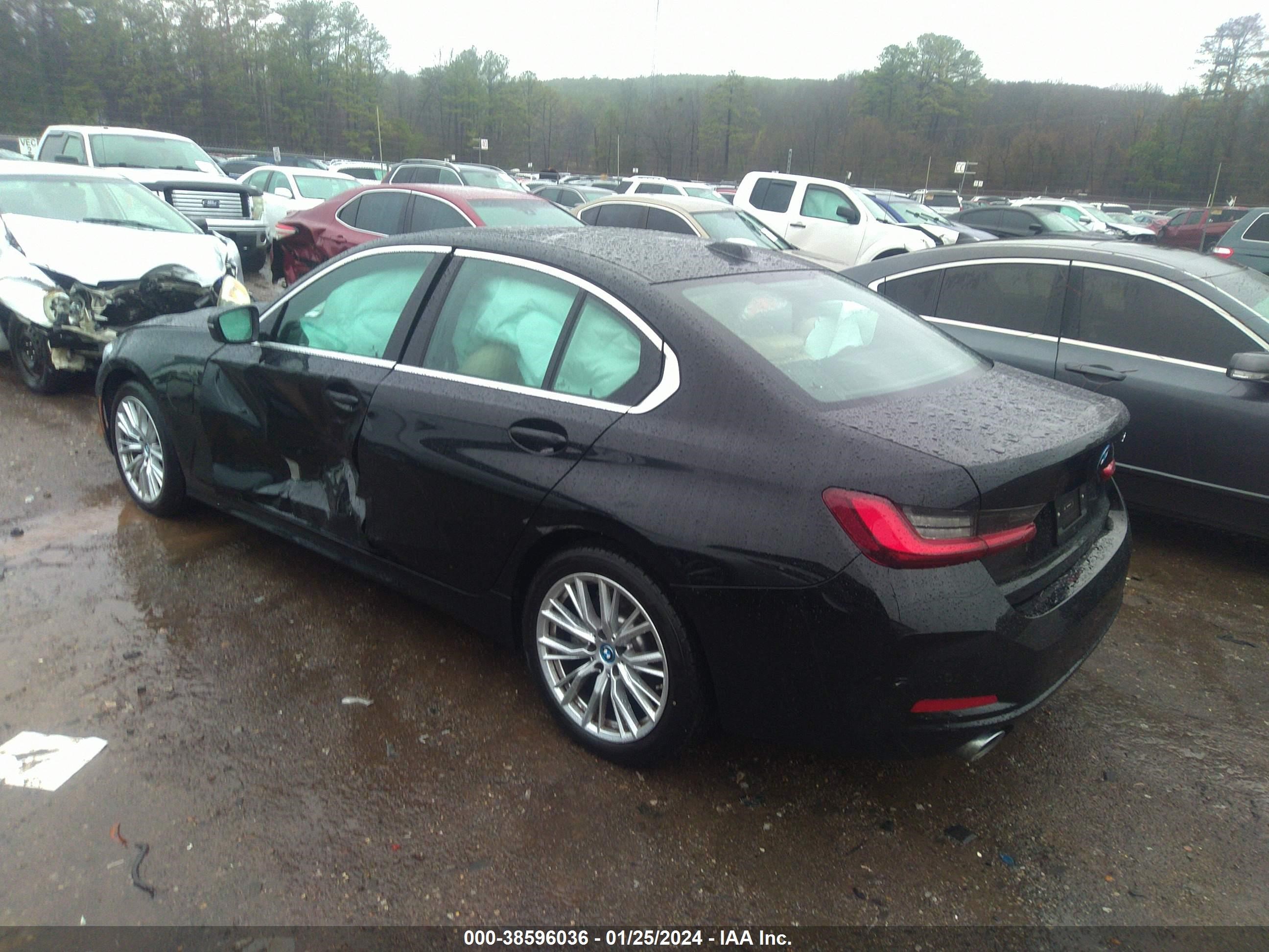 Photo 2 VIN: 3MW39FF08R8E07190 - BMW 3ER 