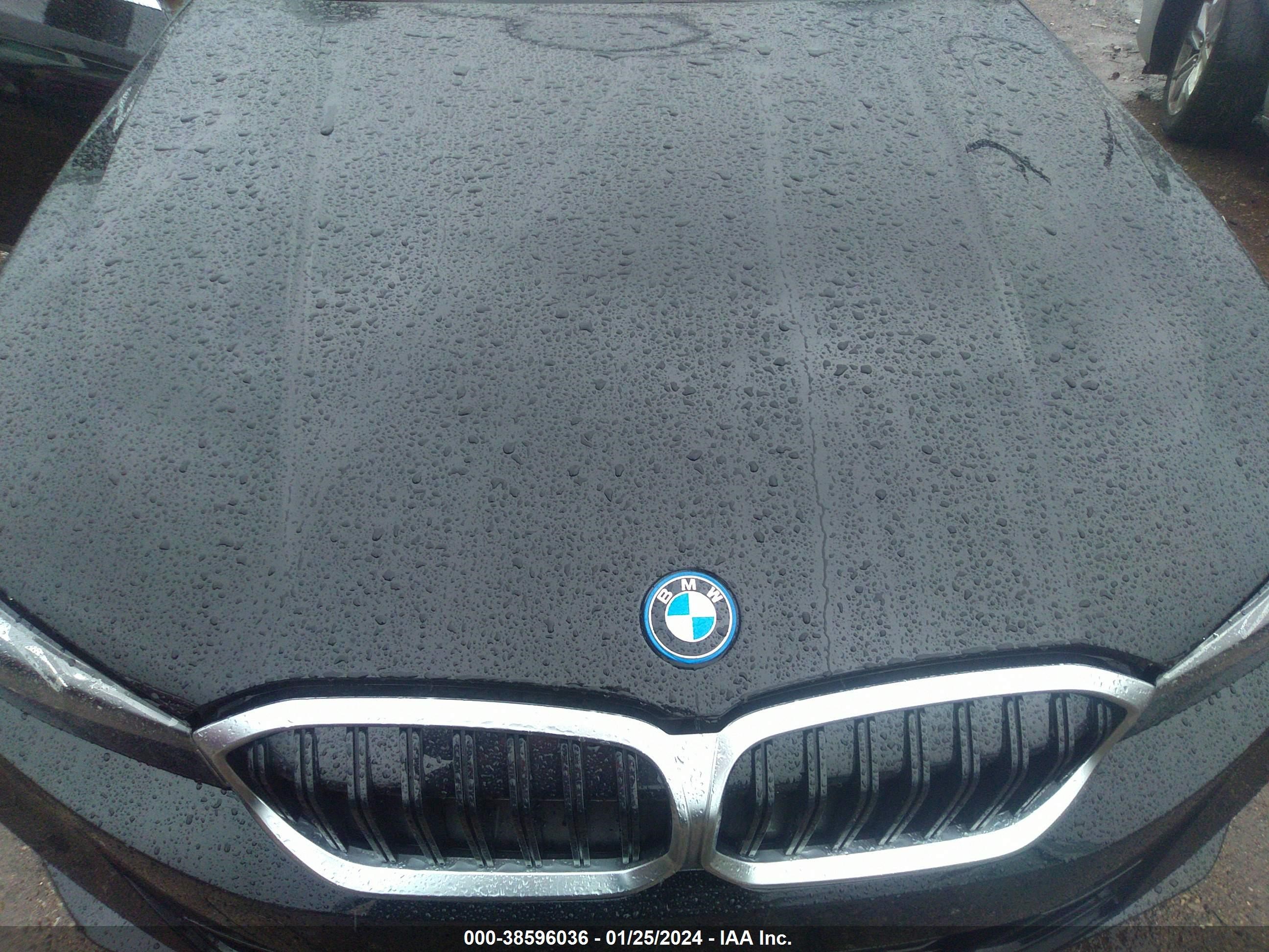 Photo 9 VIN: 3MW39FF08R8E07190 - BMW 3ER 