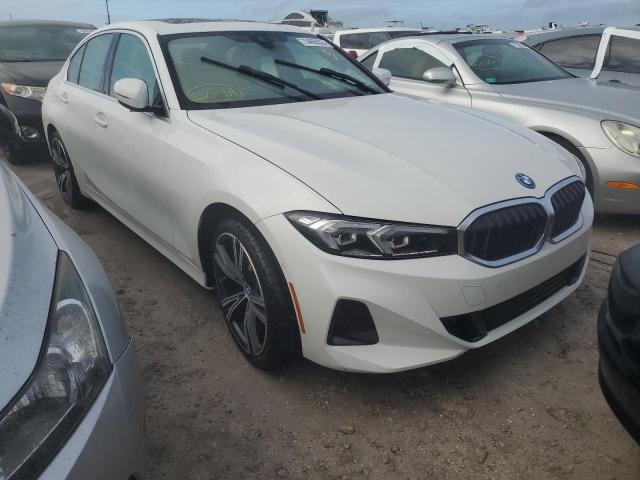 Photo 3 VIN: 3MW39FF09R8E27710 - BMW 330E 