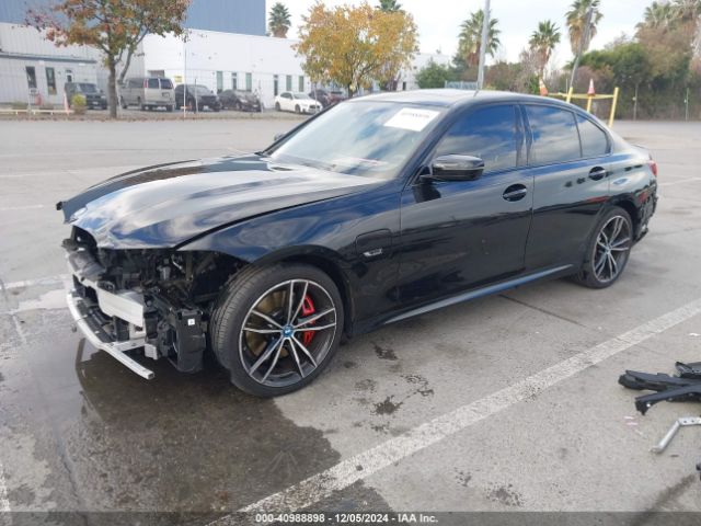 Photo 1 VIN: 3MW39FF0XP8C96638 - BMW 330E 