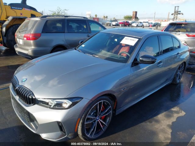 Photo 1 VIN: 3MW39FF0XP8D06536 - BMW 330E 