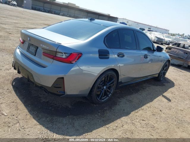 Photo 3 VIN: 3MW39FF0XP8D07461 - BMW 330E 