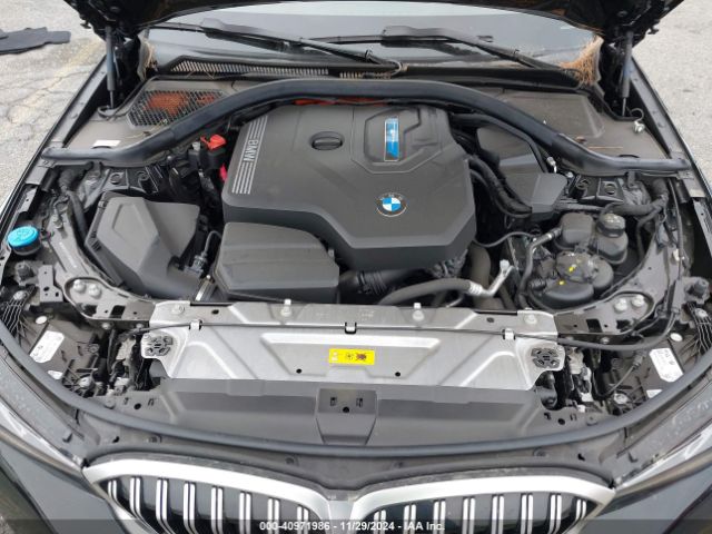 Photo 9 VIN: 3MW39FF0XP8D18556 - BMW 330E 