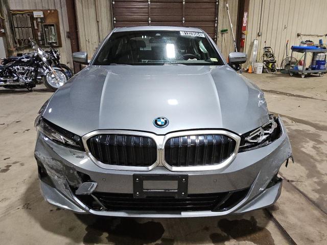 Photo 4 VIN: 3MW39FS05R8E42243 - BMW 330XE 