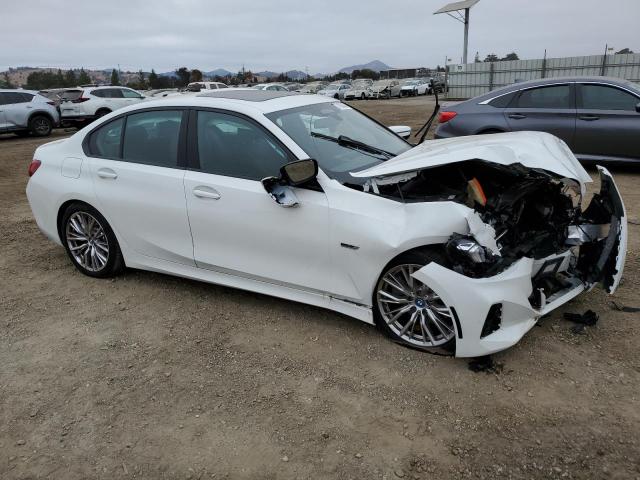 Photo 3 VIN: 3MW39FS07P8D25745 - BMW 330XE 