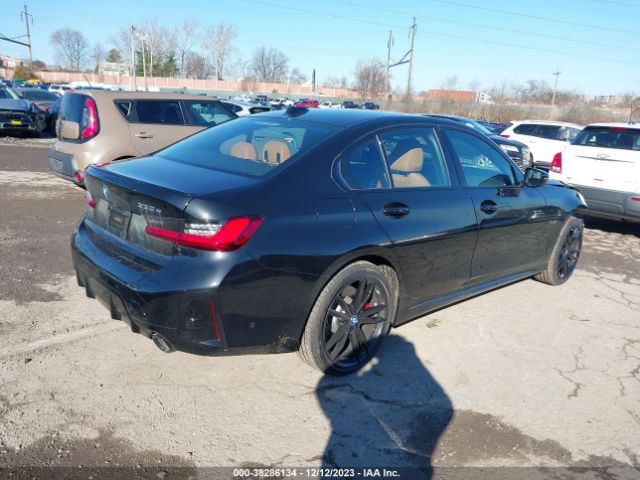 Photo 3 VIN: 3MW39FS07P8D68997 - BMW 3 SERIES 