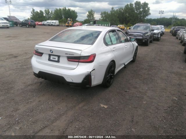 Photo 3 VIN: 3MW49FF02R8E33031 - BMW 340I 