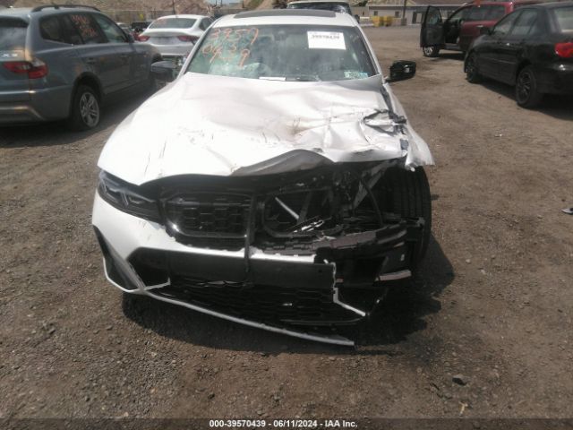 Photo 5 VIN: 3MW49FF02R8E33031 - BMW 340I 