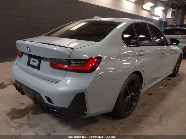 Photo 3 VIN: 3MW49FF08P8D45713 - BMW 3 SERIES 