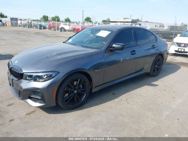 Photo 1 VIN: 3MW5P7J01N8C37132 - BMW 330E 