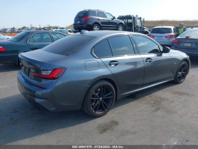 Photo 3 VIN: 3MW5P7J01N8C37132 - BMW 330E 