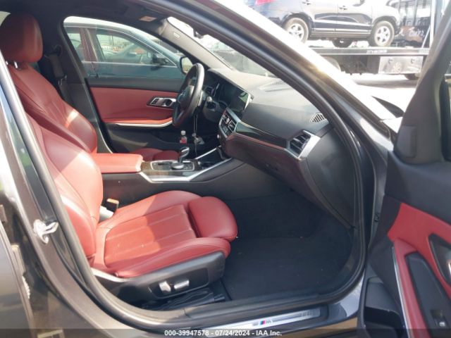 Photo 4 VIN: 3MW5P7J01N8C37132 - BMW 330E 