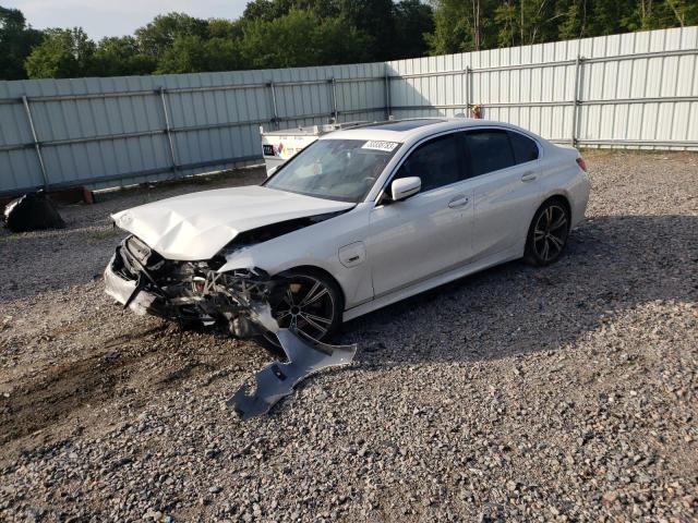 Photo 0 VIN: 3MW5P7J01N8C52343 - BMW 330E 