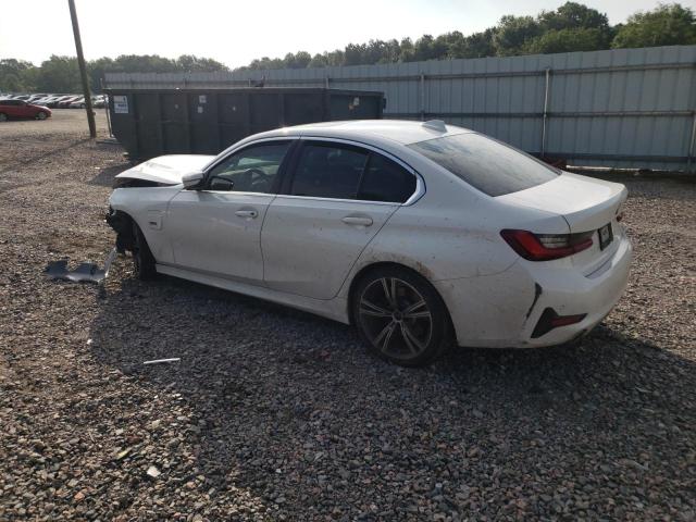 Photo 1 VIN: 3MW5P7J01N8C52343 - BMW 330E 