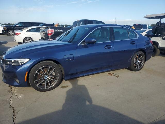 Photo 0 VIN: 3MW5P7J01N8C52651 - BMW 330E 