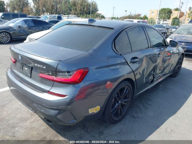 Photo 3 VIN: 3MW5P7J01N8C65528 - BMW 330E 