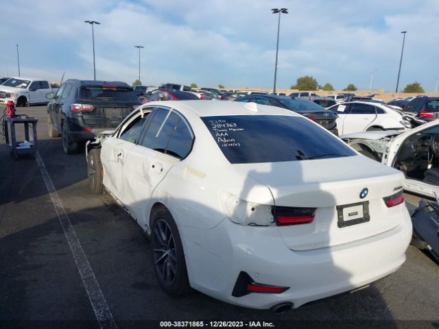 Photo 2 VIN: 3MW5P7J04M8B52218 - BMW 3 SERIES 