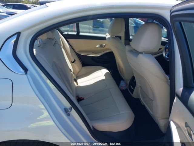 Photo 7 VIN: 3MW5P7J04N8C35987 - BMW 330E 