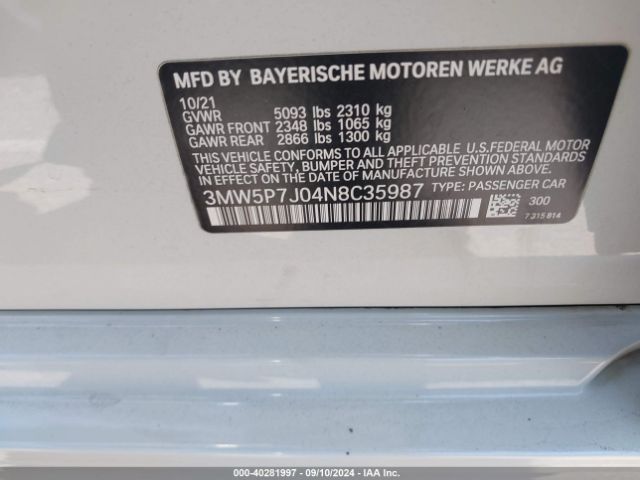 Photo 8 VIN: 3MW5P7J04N8C35987 - BMW 330E 