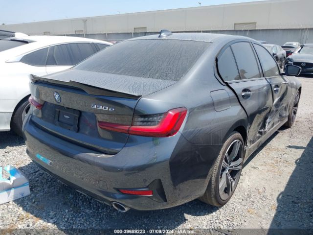 Photo 3 VIN: 3MW5P7J04N8C41160 - BMW 330E 