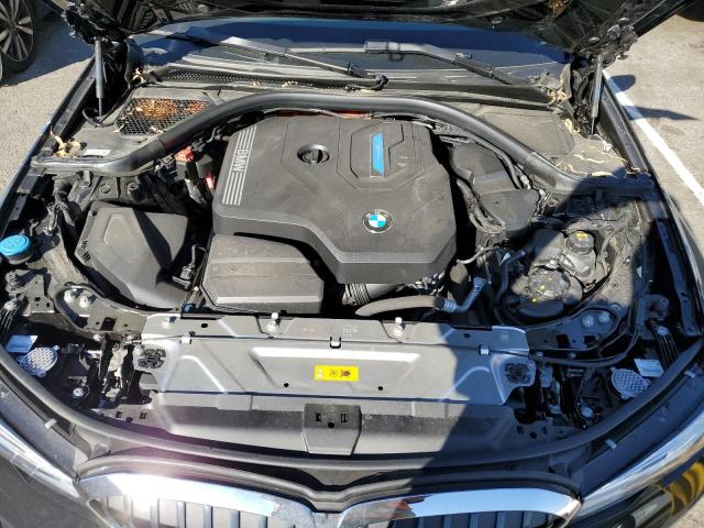 Photo 10 VIN: 3MW5P7J05M8B75667 - BMW 330E 