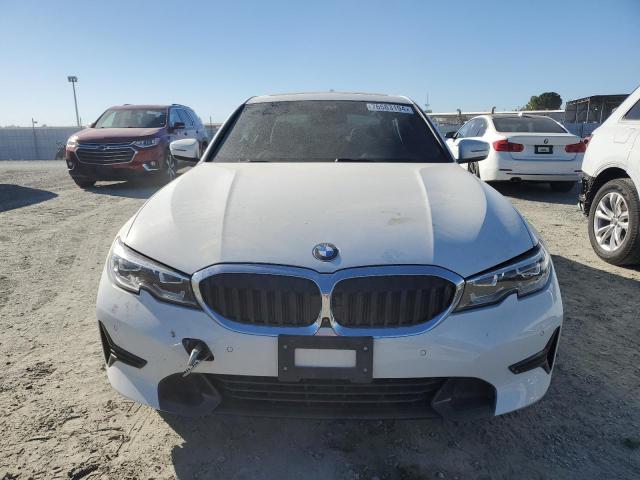 Photo 4 VIN: 3MW5P7J06M8B65410 - BMW 330E 