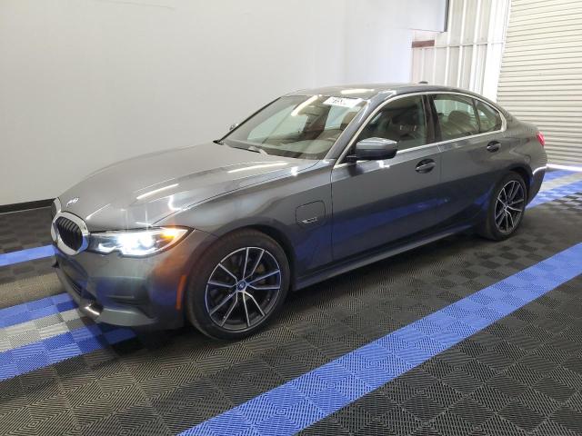 Photo 0 VIN: 3MW5P7J06N8C65136 - BMW 330E 