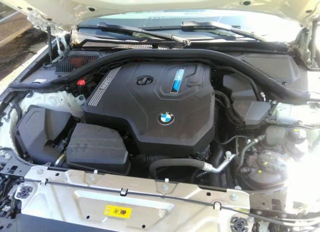 Photo 9 VIN: 3MW5P7J09M8B91743 - BMW 3 SERIES 